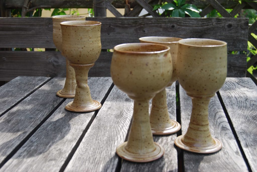 Weinkelche Keramik Steinzeug Handarbeit Ascheglasur